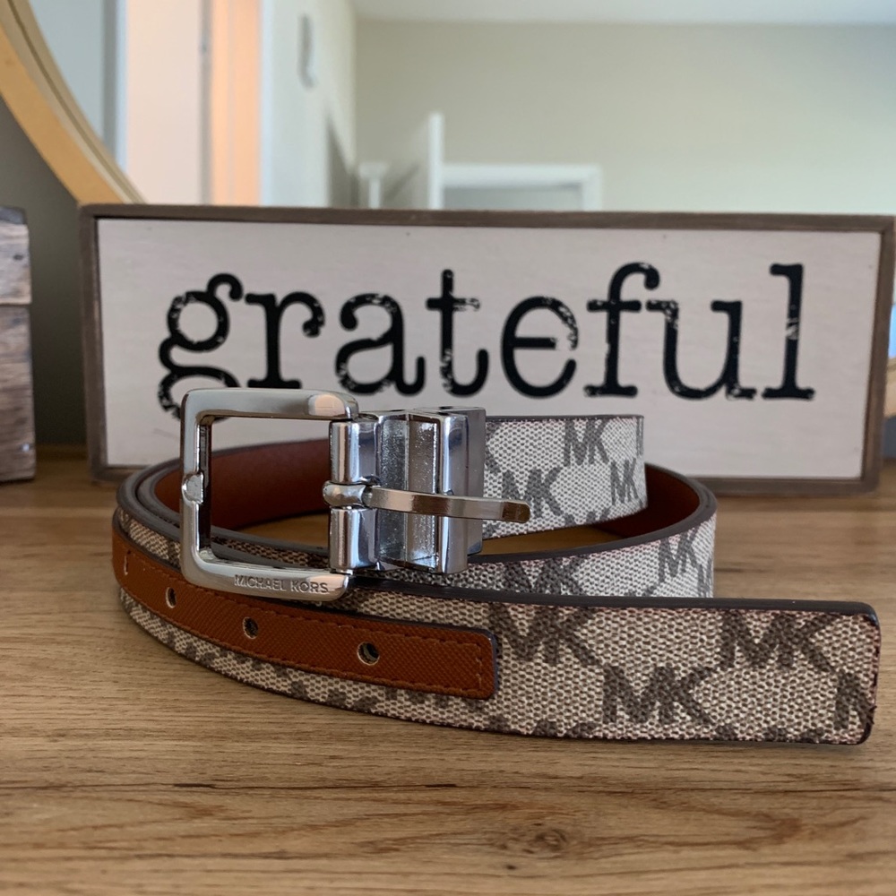 Micheal Kors Signature Reversible Belt 31”-37”